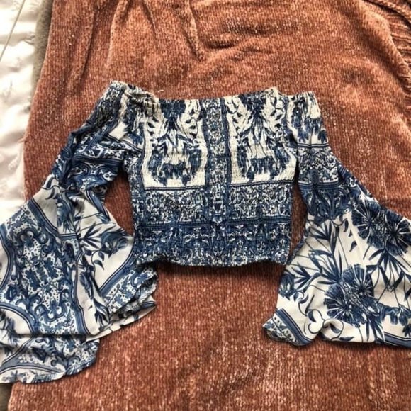 LF Tops - LF Bell-Sleeve  Crop Top